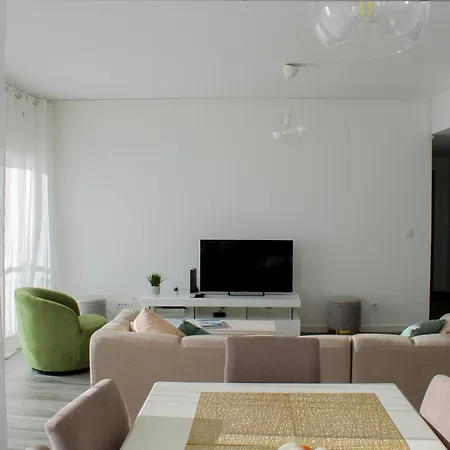 Apartment Janelas De Zimbra - Lovely With Pool And Sea View Sesimbra