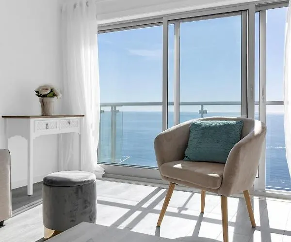 Janelas De Zimbra Lovely With Pool And Sea View By Lisbeyond 塞辛布拉